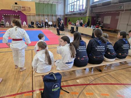 Polna klop mladih upov Shotokan karate kluba Postojna